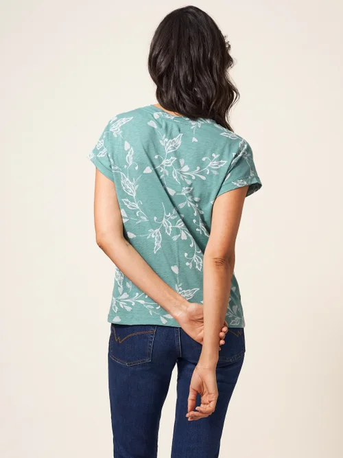Nelly T-Shirt mit Keilausschnitt - Blaugrüner Aufdruck - 38 Bild 4