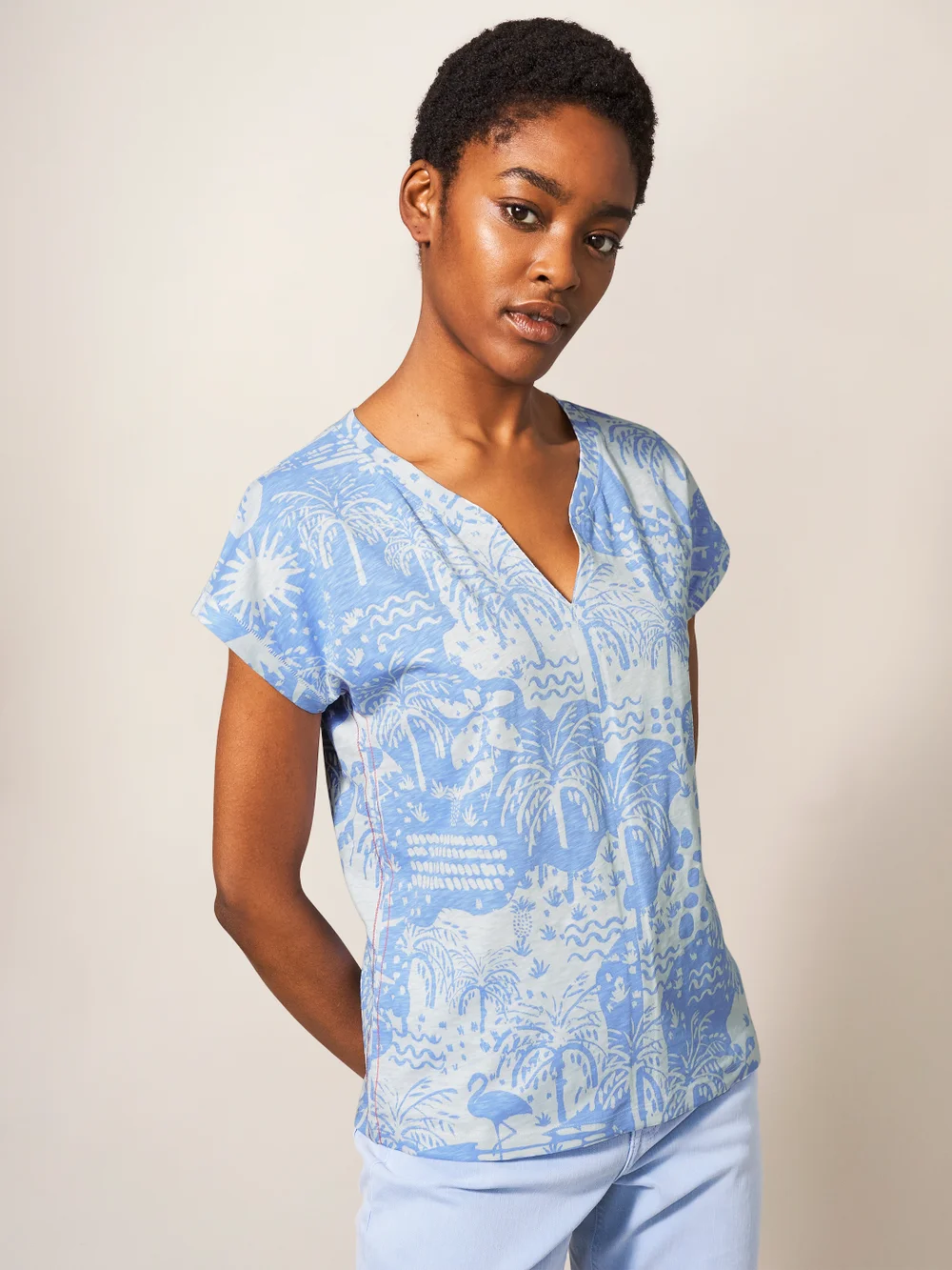 Nelly T-Shirt mit Print - Blauer Aufdruck - 38 Bild 1