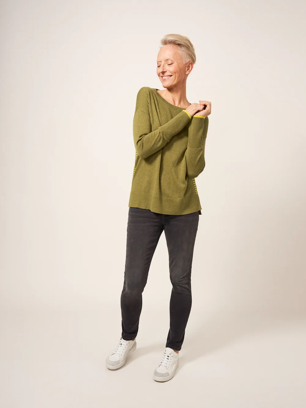 Olive Pullover - Dunkelgrün - 38 Bild 1