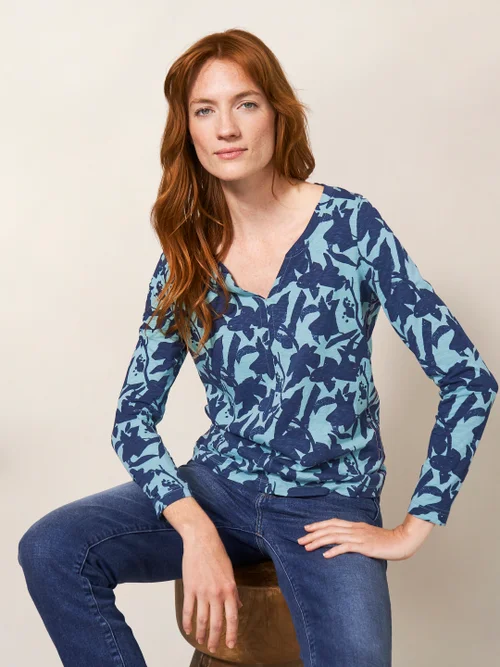 Nelly Langarm-T-Shirt - Blaugrüner Aufdruck - 34 Bild 1