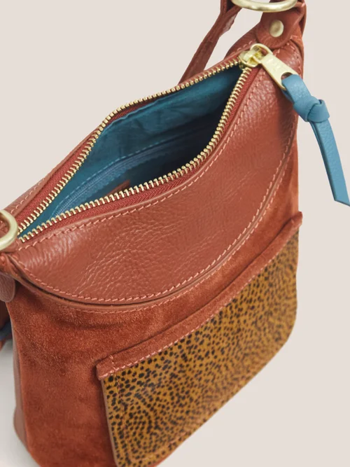 Mini Fleur Crossbody-Tasche aus Wildleder - Tiefrot - Einheitsgröße Bild 4