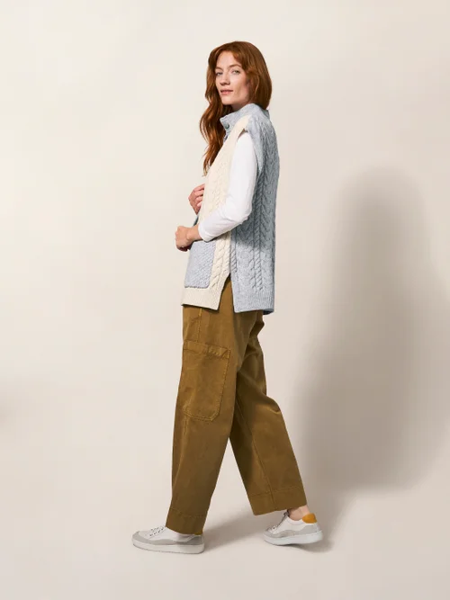 Chestnut Zopfstrickponcho mit Taschen - Natur Mehrfarbig - S Bild 4