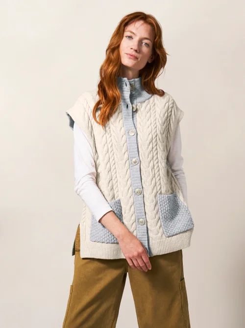 Chestnut Zopfstrickponcho mit Taschen - Natur Mehrfarbig - S Bild 1