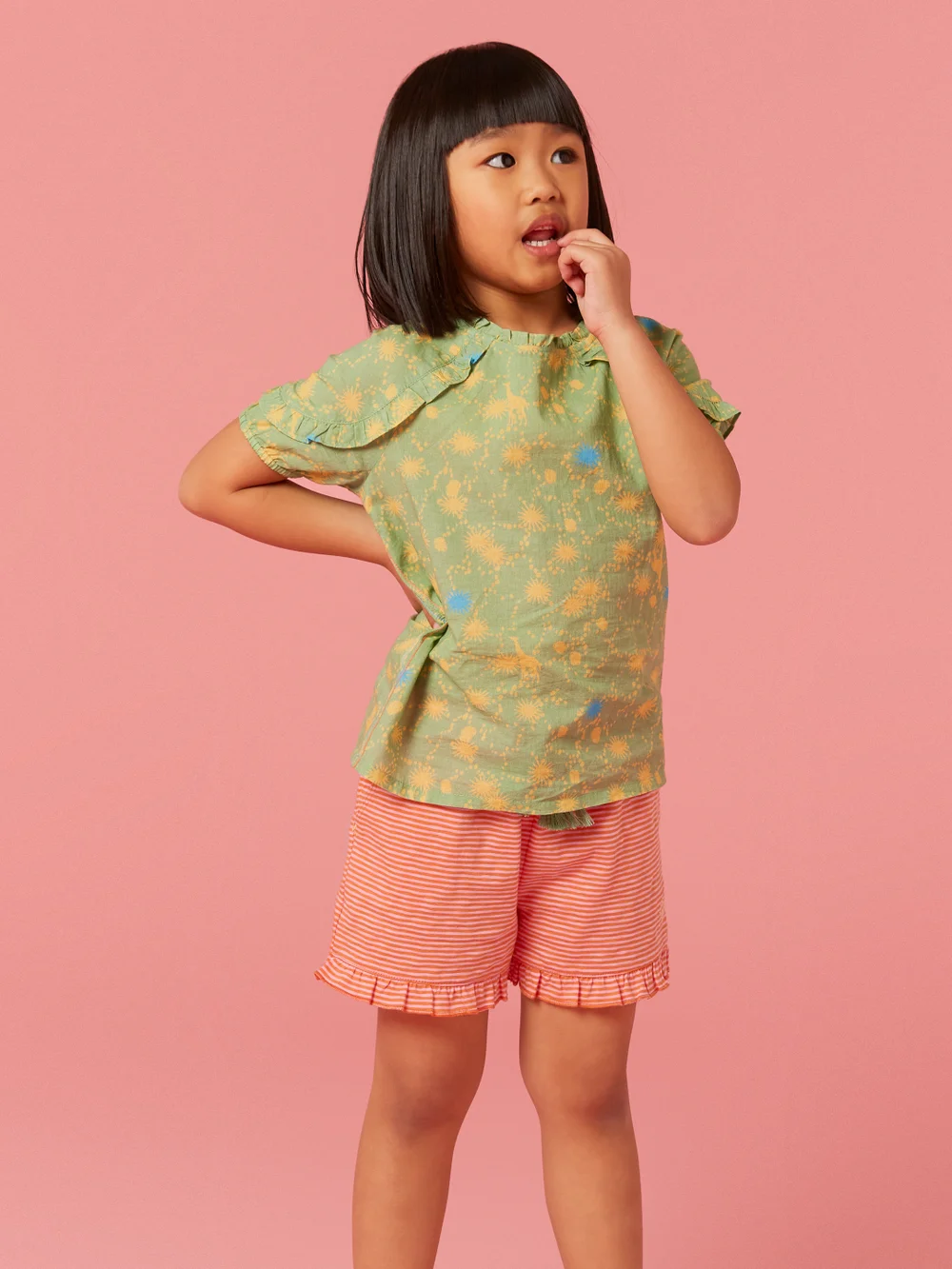 Renee Gestreifte Rüschenshorts - Pink Mehrfarbig - 3-4 Jahre Bild 1