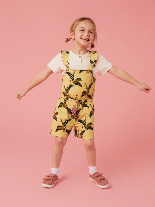 Ava Kurze Latzhose mit Print - Gelb Mehrfarbig - 45019 Bild 2