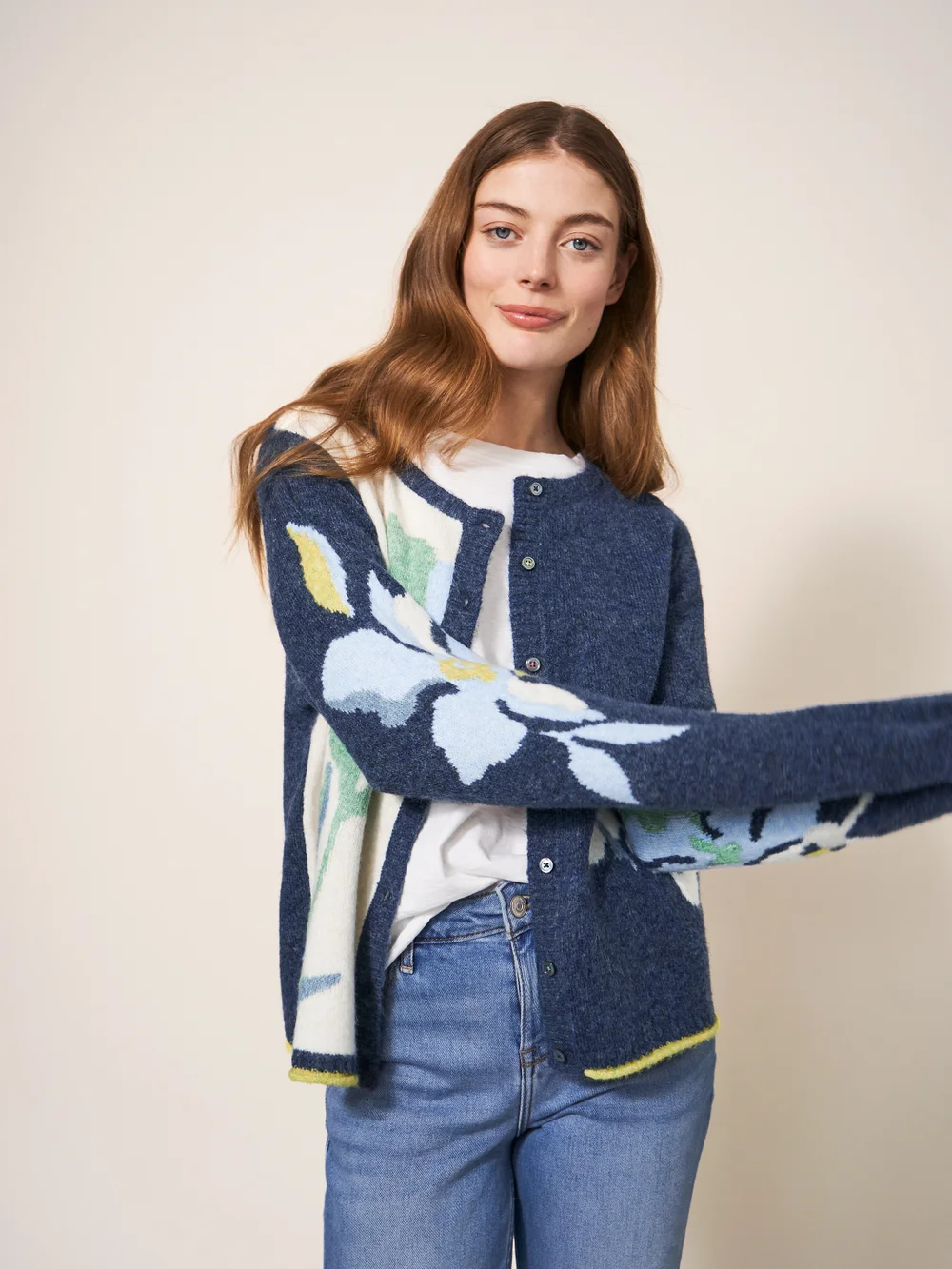 Geblümte Strickjacke - Marineblau Mehrfarbig - 38 Bild 1