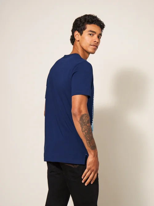Foroyar T-Shirt mit Landschaftsmotiv - Französisches Marineblau - L Bild 3