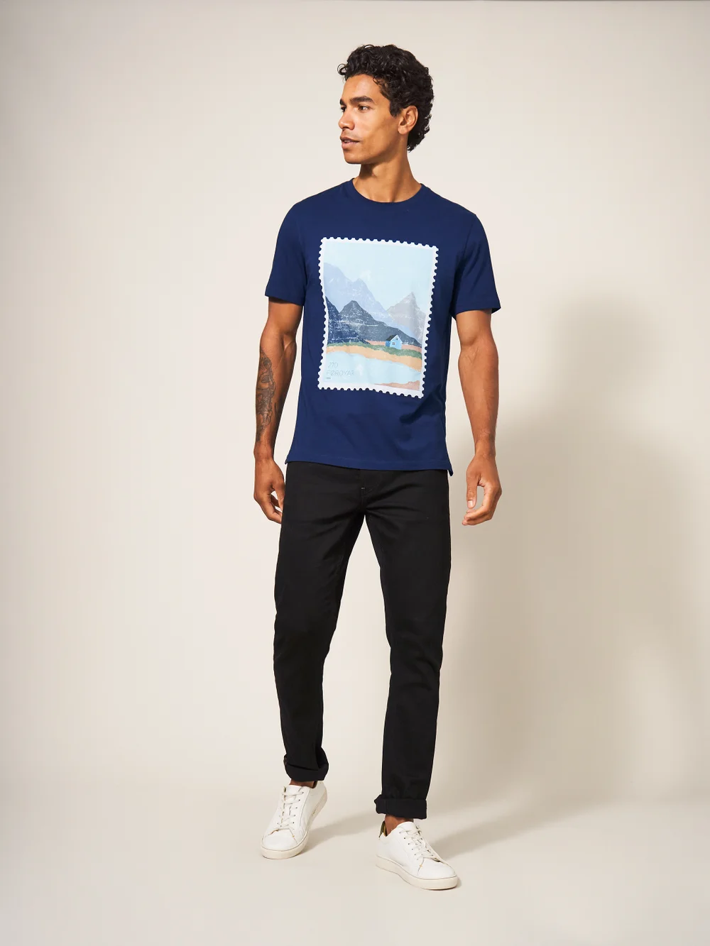 Foroyar T-Shirt mit Landschaftsmotiv - Französisches Marineblau - L Bild 1