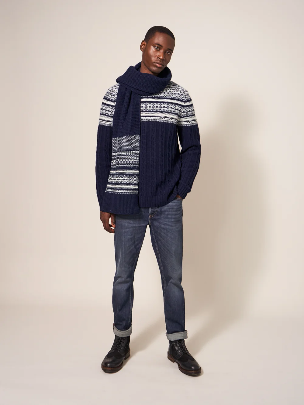 Gemusterter Zopfstrickpullover mit Rundhalsausschnitt - Dunkel-Marineblau - L Bild 1