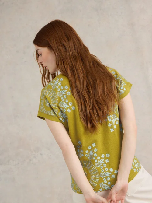 Nelly T-Shirt mit Keilausschnitt - Chart Pr - 38 Bild 4