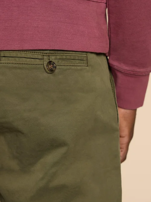 Chinohose Sutton aus Bio-Baumwolle - Khaki Grn - 32/R Bild 2
