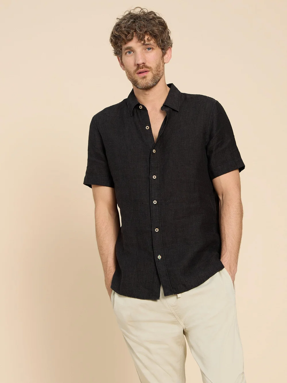 Pembroke Kurzarmhemd aus Leinen - Pure Blk - L Bild 1