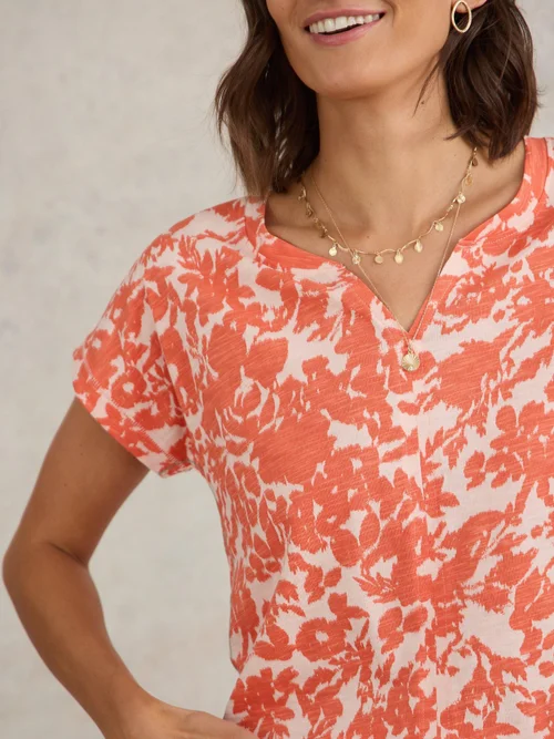 Nelly T-Shirt mit Keilausschnitt - Orange Pr - 38 Bild 3