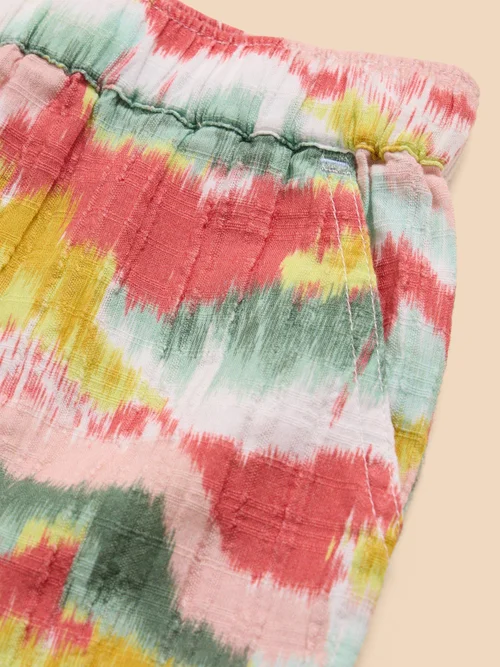 Rüschenshorts mit Batikmuster - Pink Mlt - 9-10 Bild 2