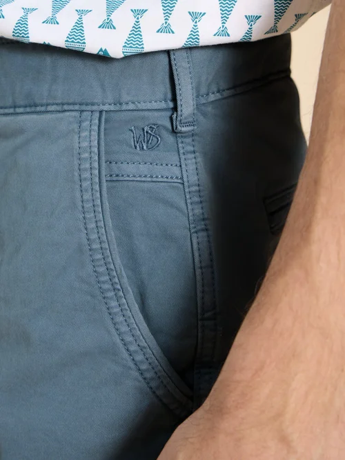 Chino-Shorts aus Bio-Baumwolle - Mid Blue - 40/R Bild 3