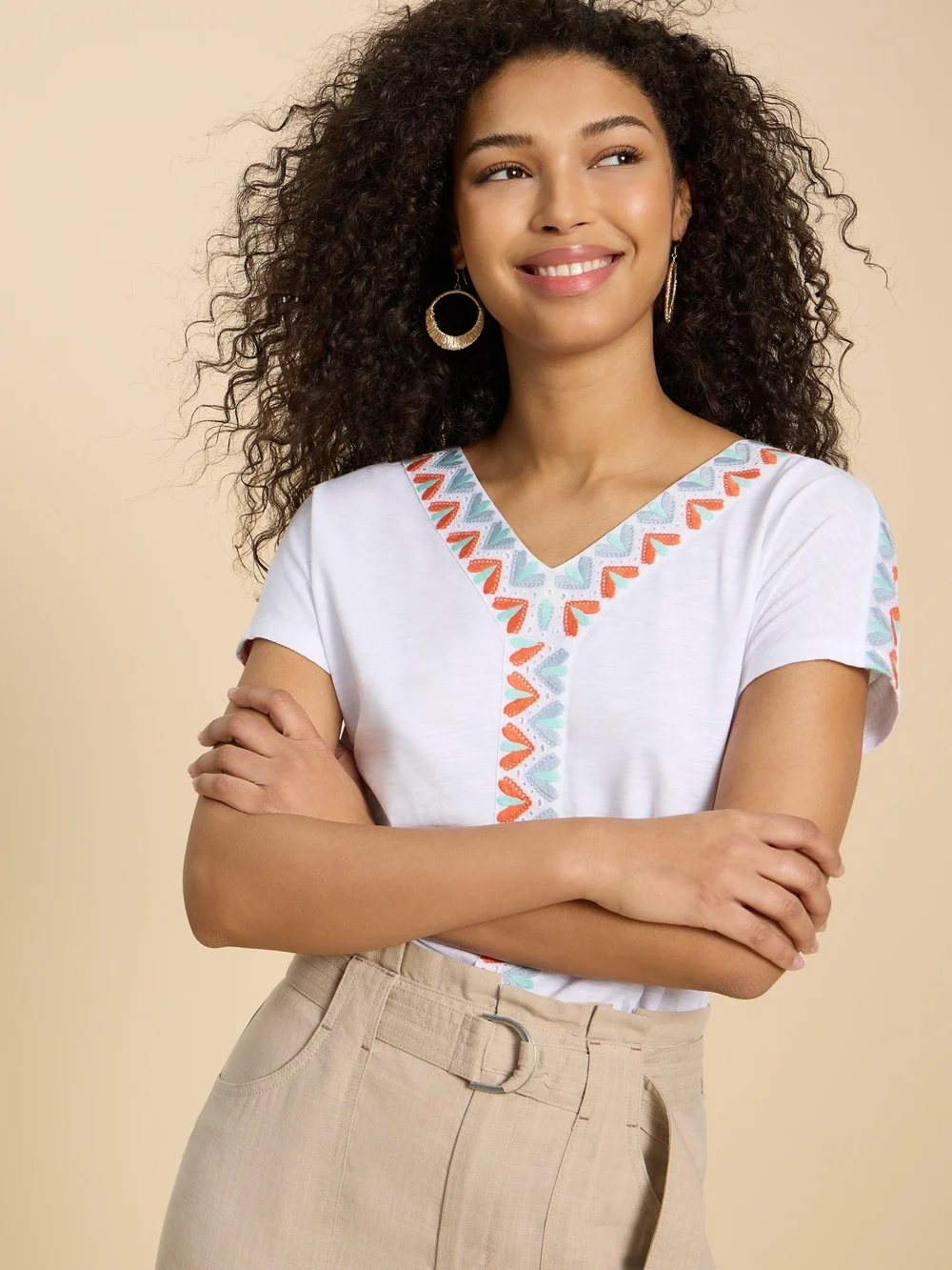 Neva Top mit Stickbordüre - White Mlt - 52 Bild 1