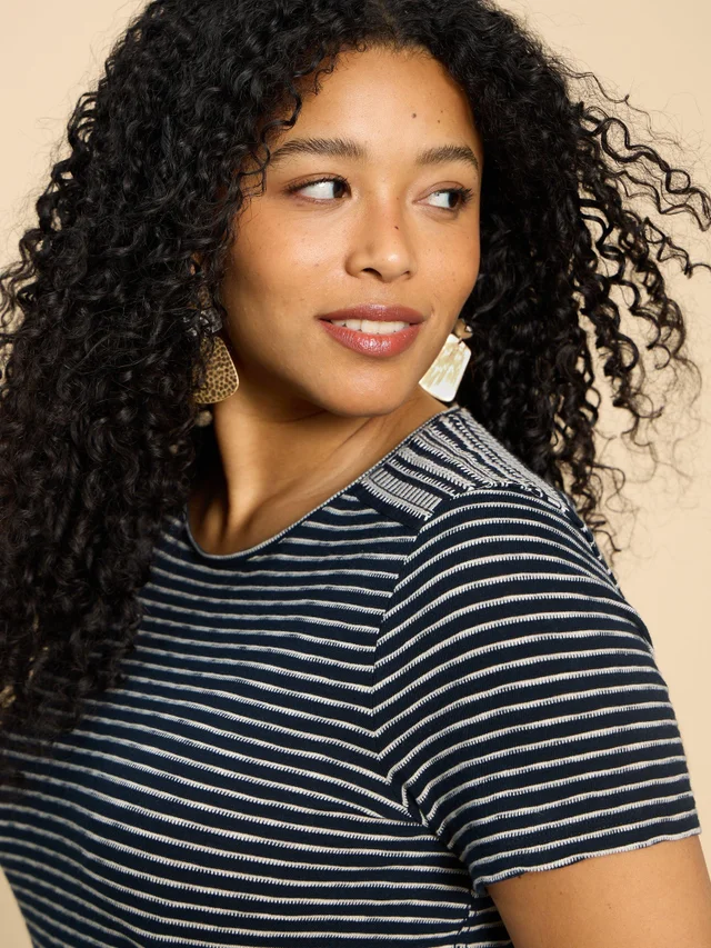 Besticktes T-Shirt Abbie