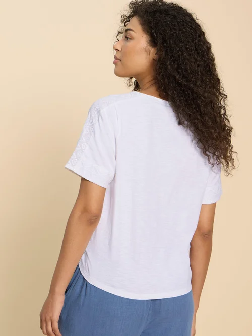 Besticktes Top mit Bindesaum - Bril White - 52 Bild 4