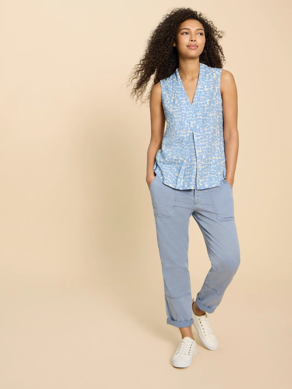 Celia Bluse aus Materialmix - Blue Pr - 52 Bild 1