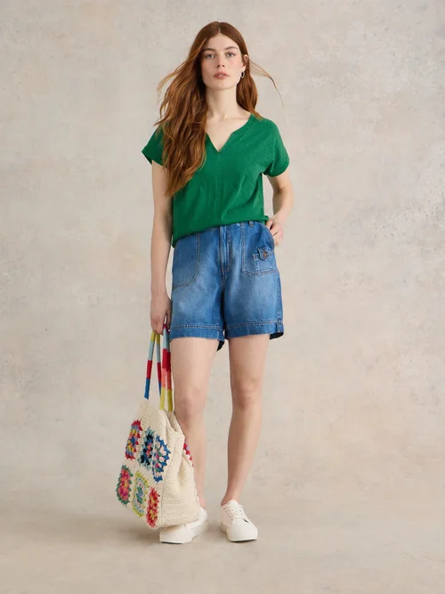 Nelly T-shirt mit Keilausschnitt - Mid Green - 52/R Bild 2
