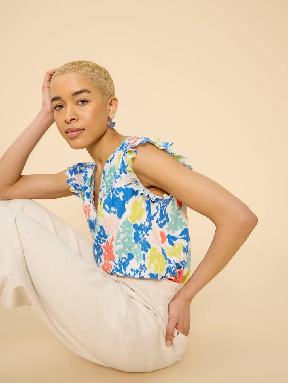 Tessa Rüschenbluse - White Pr - 52 Bild 1