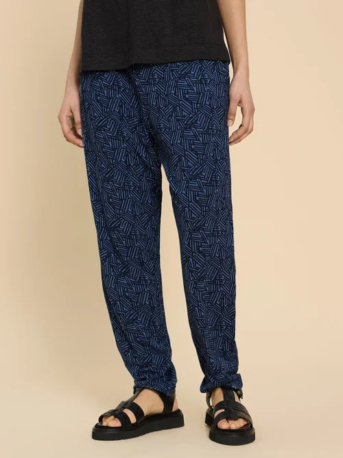 Maison LENZING™ ECOVERO™ Jerseyhose - Navy Pr - 52 Bild 3