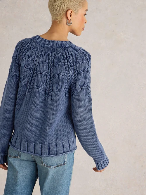 Pullover mit Zopfstrickmuster - Indigo Ble - 52 Bild 4