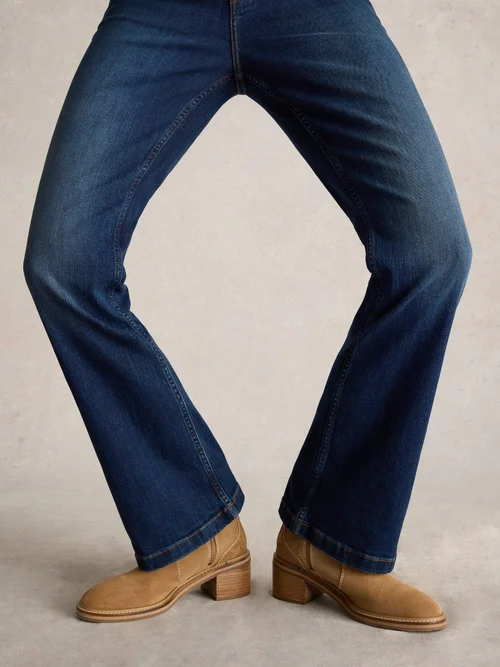 Bootcut Jeans Harriet - Mid Denim - 52/R Bild 1