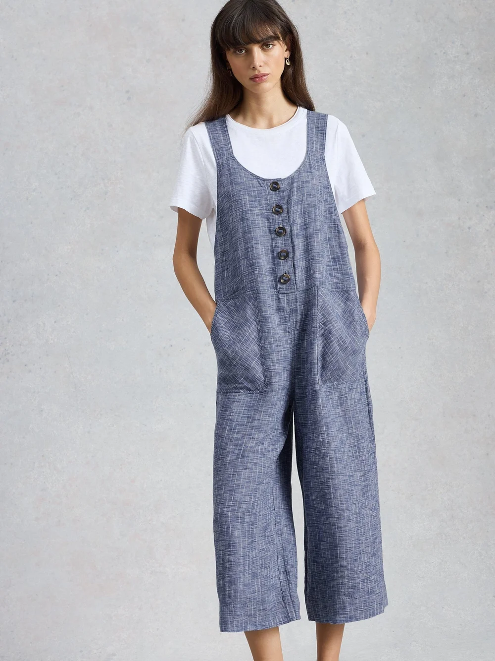 Latzhose Viola aus Leinen - Chamb Blue - 52/R Bild 1