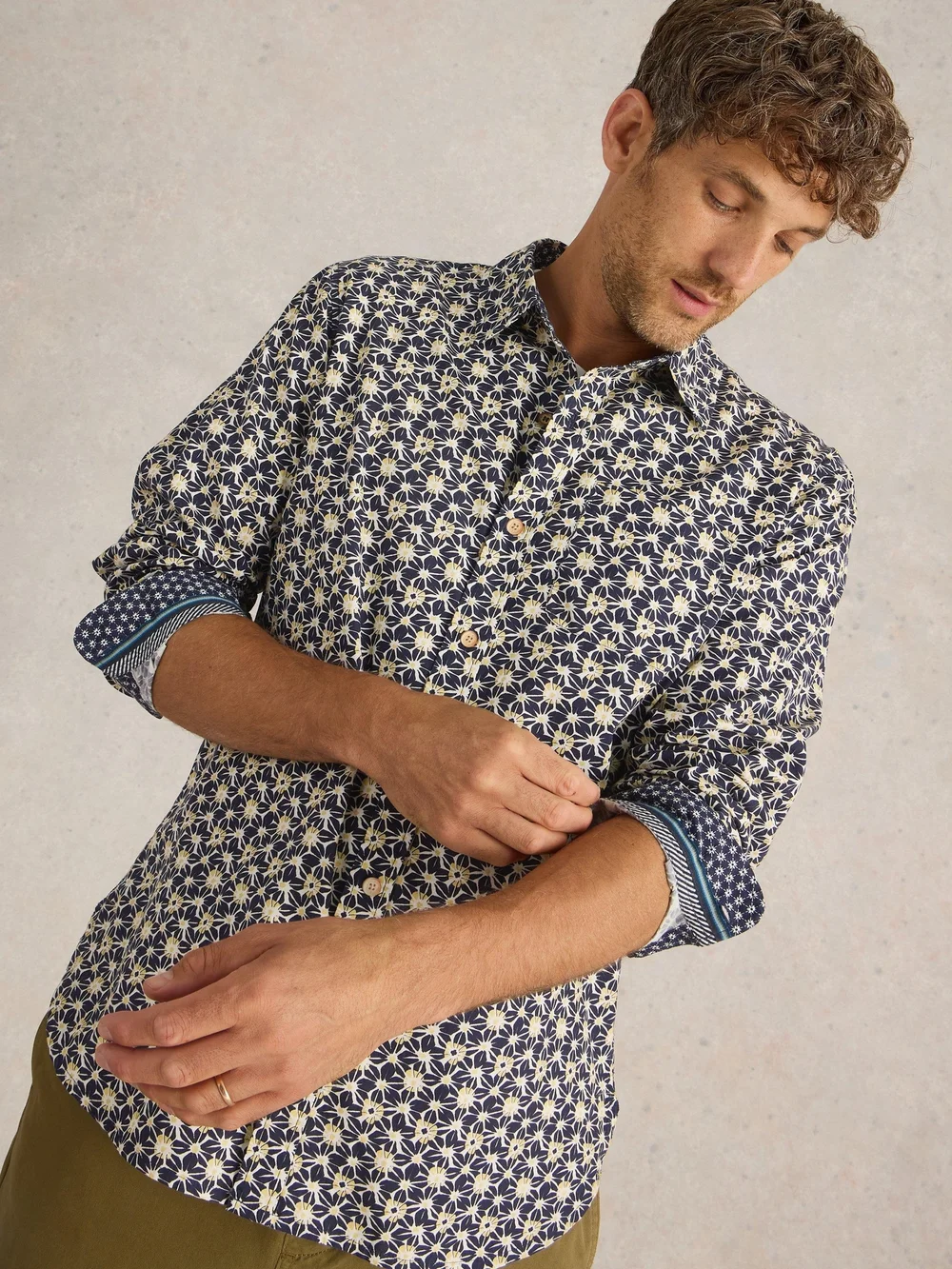 Hemd Finsbury mit Fuji Flower Print - Navy Pr - L Bild 1