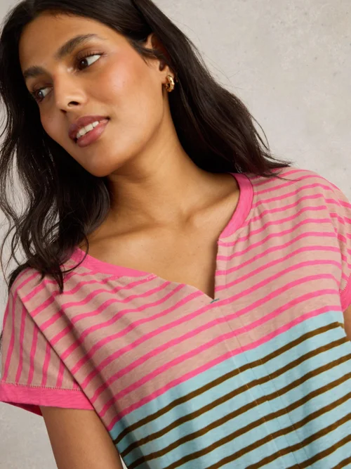T-Shirt Nelly mit Keilausschnitt - Pink Mlt - 52/R Bild 3