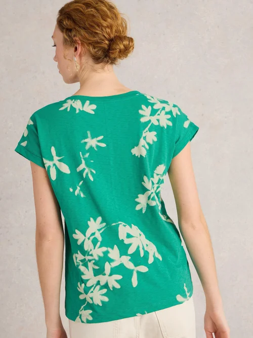 T-Shirt Nelly mit Keilausschnitt - Green Mlt - 52 Bild 4