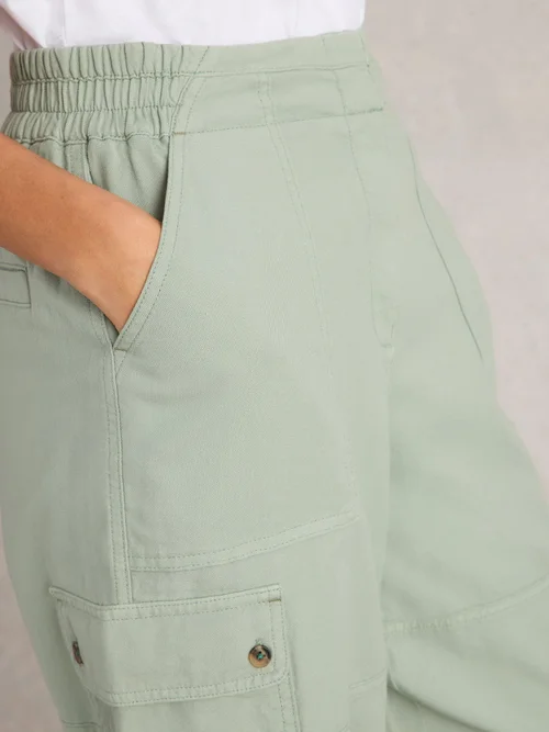 Weiche Cargohose Anabel - Lgt Green - 44/R Bild 3