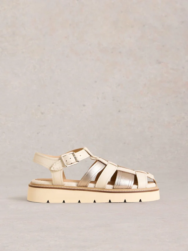 Riemensandalen mit Profilsohle