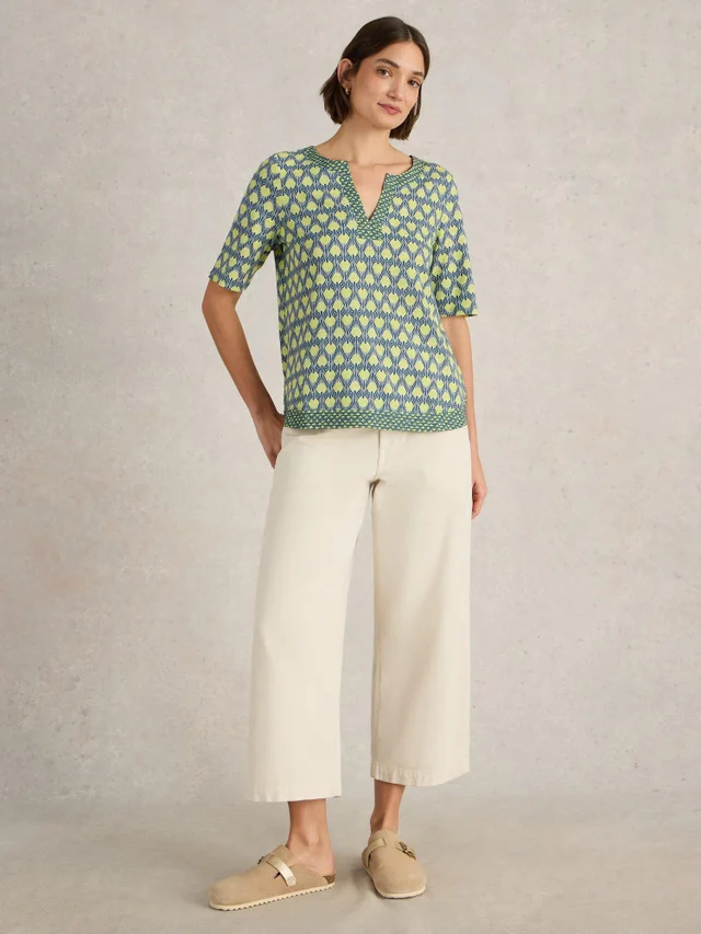 T-Shirt Weaver mit Keilausschnitt