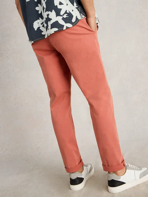 Chinohose Sutton aus Bio-Baumwolle - Deep Pink - 40/R Bild 4
