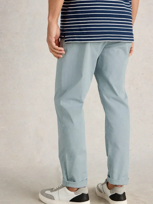 Chinohose Sutton aus Bio-Baumwolle - Lgt Blue - 38/R Bild 4