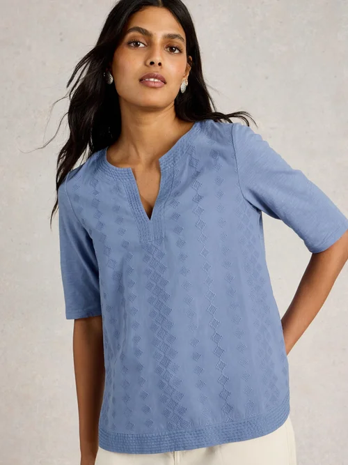 T-Shirt Weaver mit Keilausschnitt - Mid Blue - 52 Bild 3