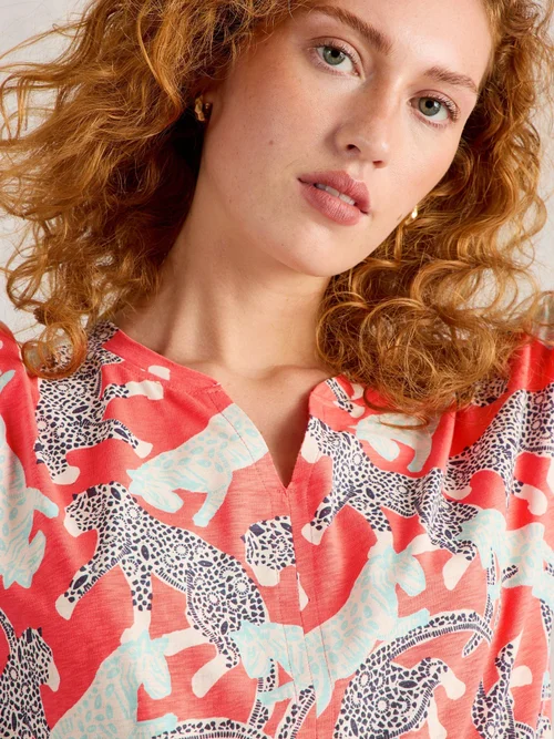 T-Shirt Nelly mit Keilausschnitt - Coral Pr - 52 Bild 3
