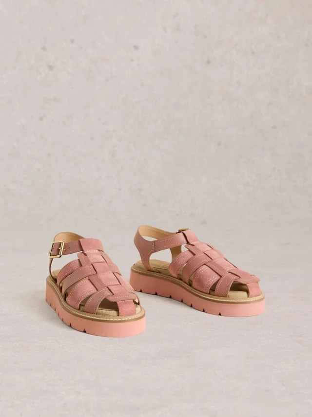 Riemensandalen mit Profilsohle