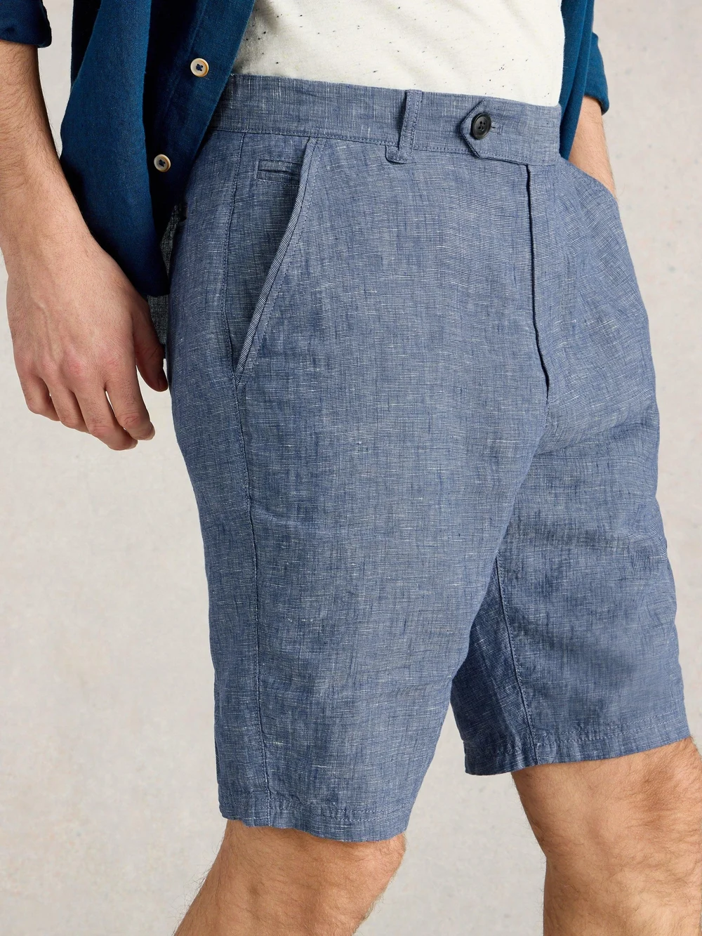 Chinoshorts aus Leinen - Mid Blue - 40/R Bild 1