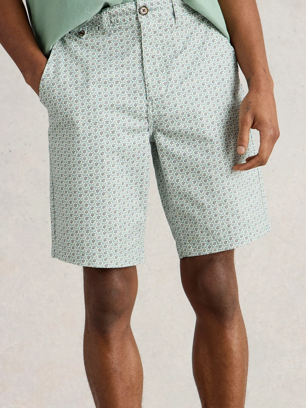 Chinoshorts mit Geoprint - Blue Pr - 38/R Bild 1