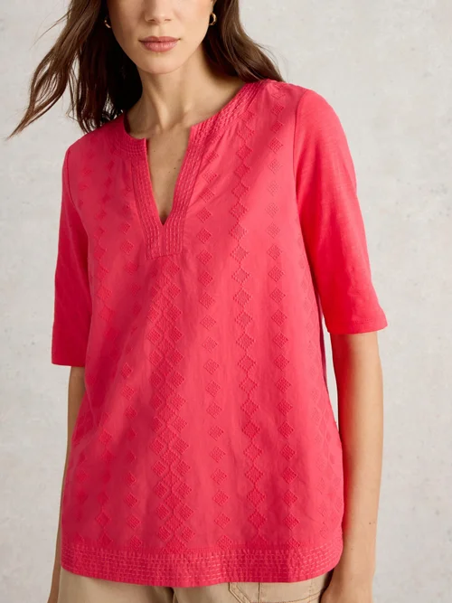 T-Shirt Weaver mit Keilausschnitt - Brt Pink - 52 Bild 3