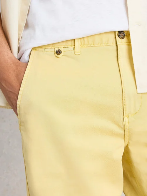 Chino-Shorts aus Bio-Baumwolle - Lgt Yellow - 40/R Bild 3