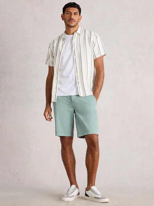Chino-Shorts aus Bio-Baumwolle - Lgt Blue - 38/R Bild 2