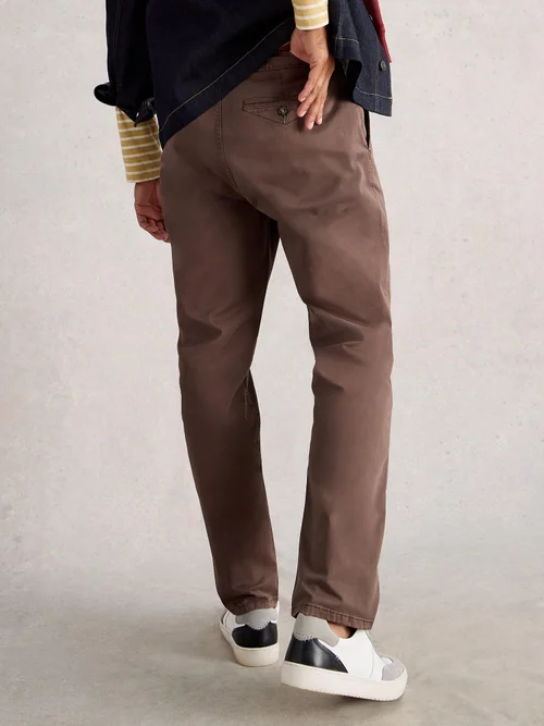 Chinohose Sutton aus Bio-Baumwolle - Dk Brown - 36/R Bild 4