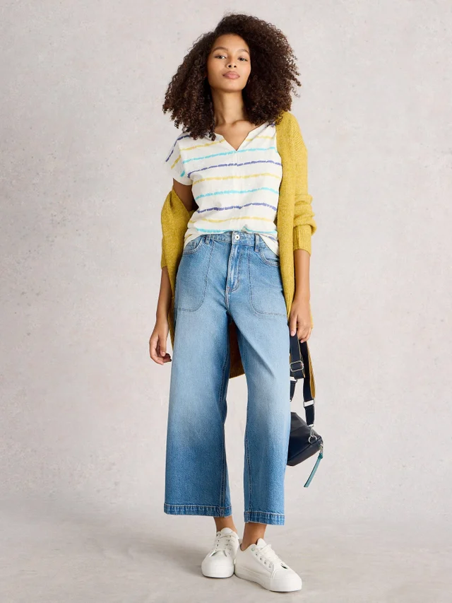 T-Shirt Nelly mit Keilausschnitt