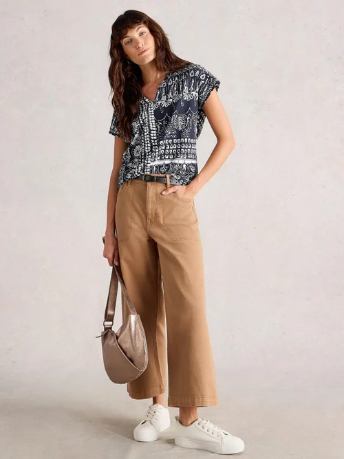 T-Shirt Nelly mit Keilausschnitt - Navy Pr - 52 Bild 2