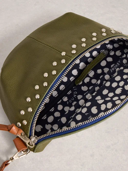 Mini-Umhängetasche Sebby mit Nieten Bild 3