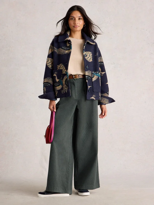 Kordhose Sasha mit weitem Bein